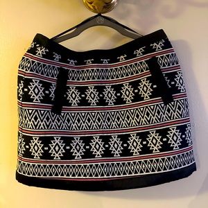 Casual mini black skirt